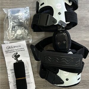 Black Knee Brace for Enhanced Support